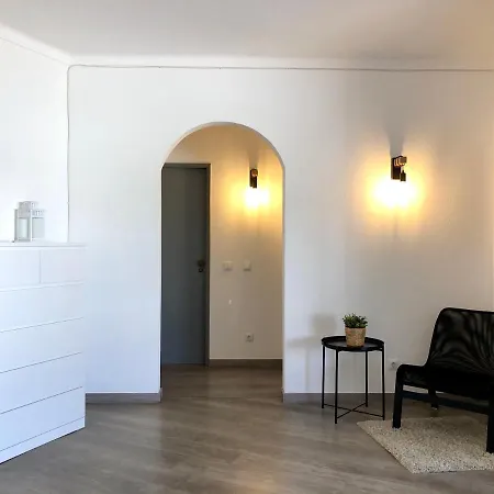 I Old Town And Center البوفيرا